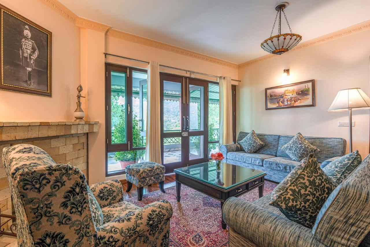 Stayvista At Cecil Cottages With Barbeque, Hill View Касаули Экстерьер фото