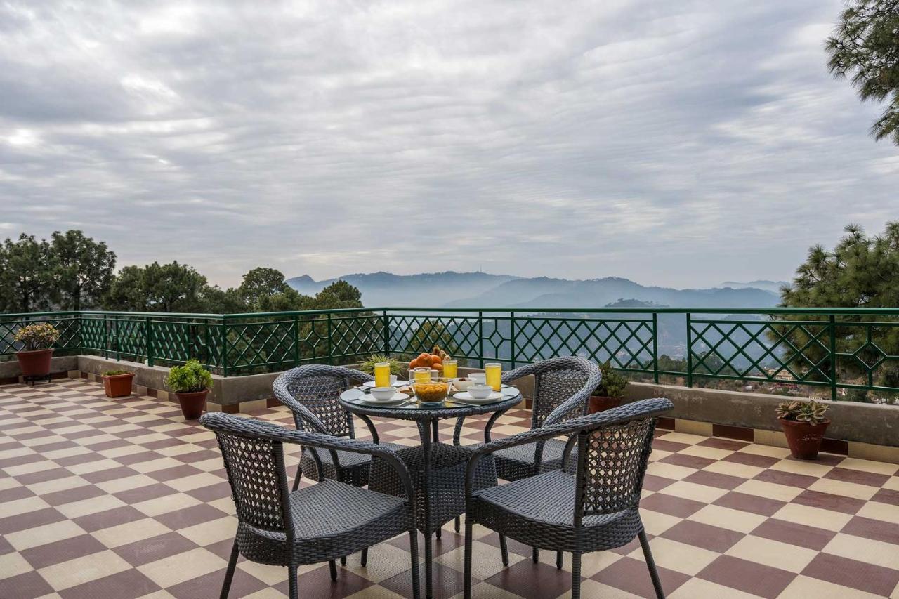 Stayvista At Cecil Cottages With Barbeque, Hill View Касаули Экстерьер фото
