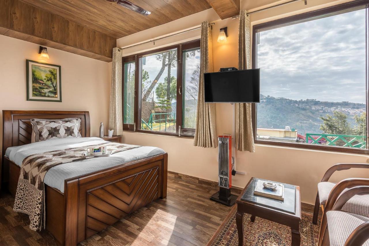 Stayvista At Cecil Cottages With Barbeque, Hill View Касаули Экстерьер фото