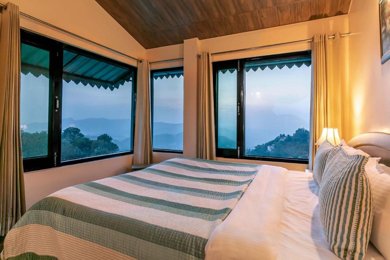 Stayvista At Cecil Cottages With Barbeque, Hill View Касаули Экстерьер фото